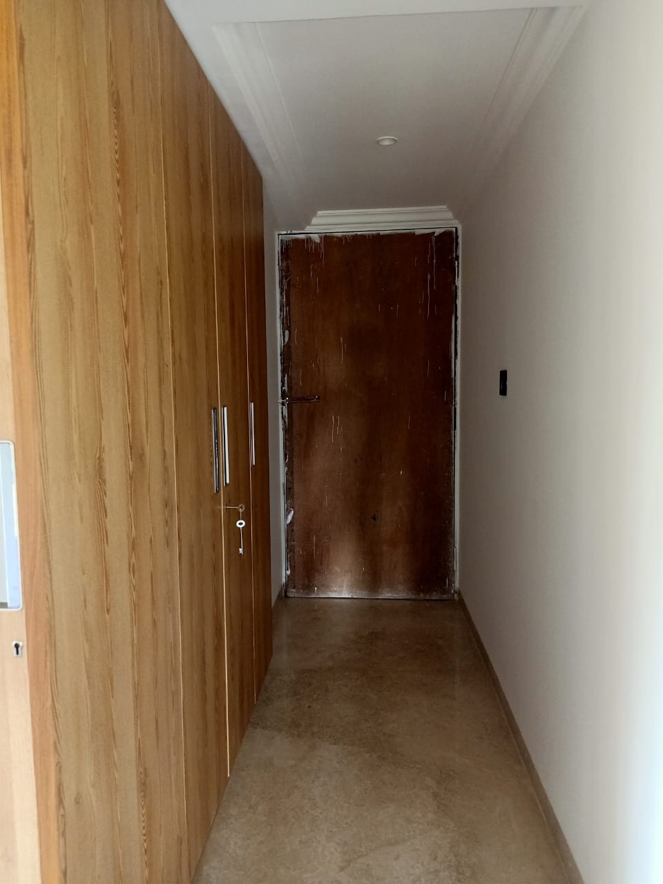 3 BHK Semi Furnished in Regency Terraces , Khar West